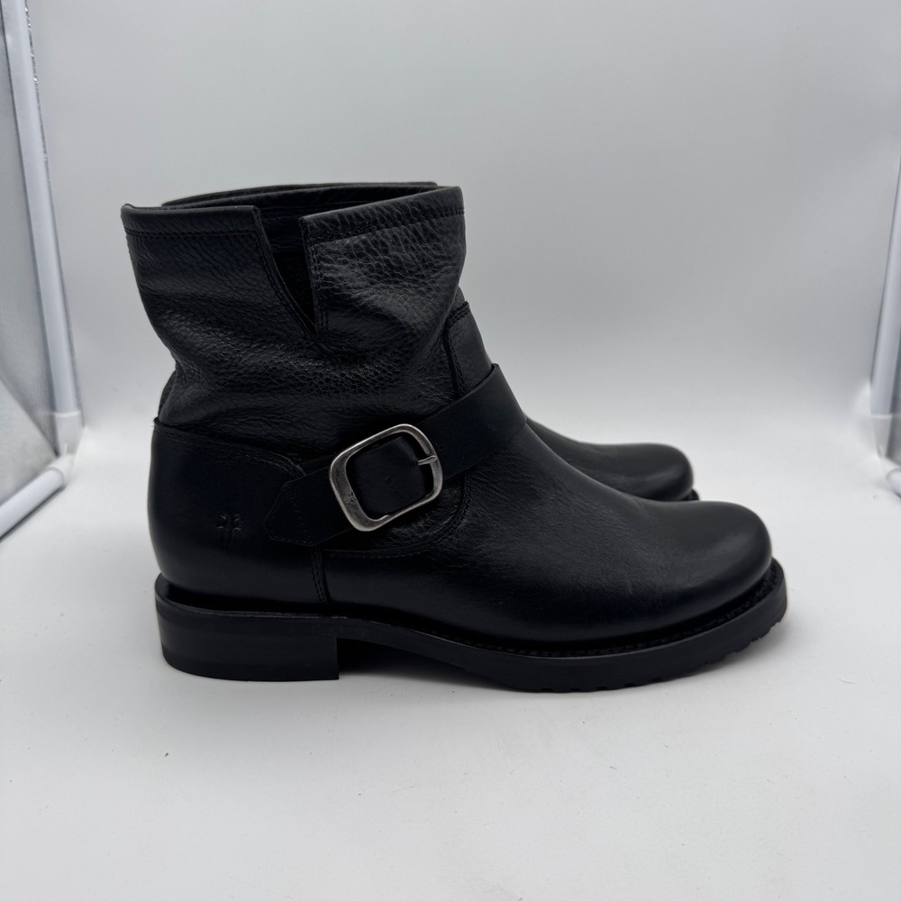 FRYE‎ "Veronica Bootie" Women's Oiled Leather Waterproof Boot (Black/Silver) NEW